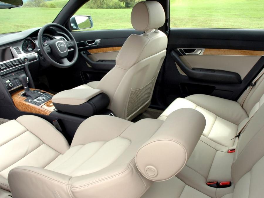 Интерьер Audi A6 Allroad 2.7 TDI Quattro (4F, C6) 2008 года  (UK) (фото 9 из 13)